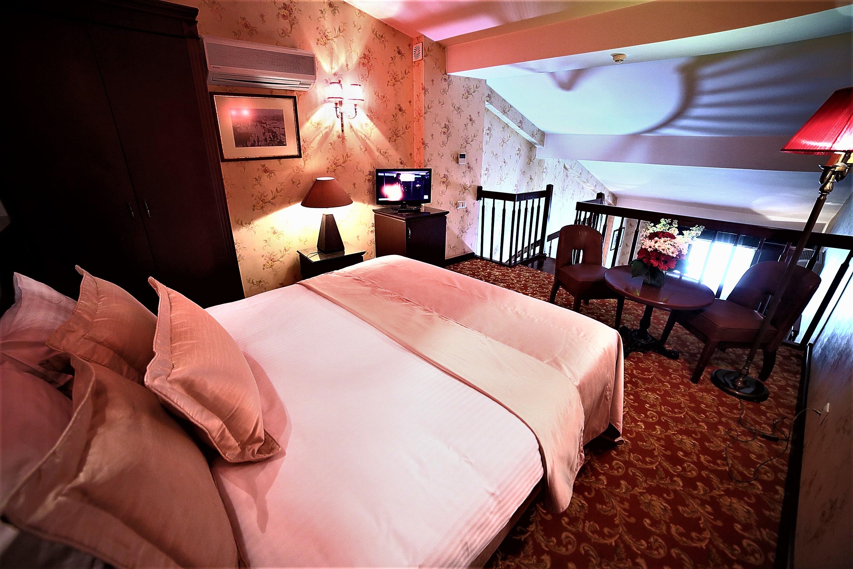 Rise hotel. Отель Pera Rose. Pera Rose Hotel Стамбул. Pera Rose 4* (Таксим (центр 2)). Pera Rose Hotel - Special class 4*.